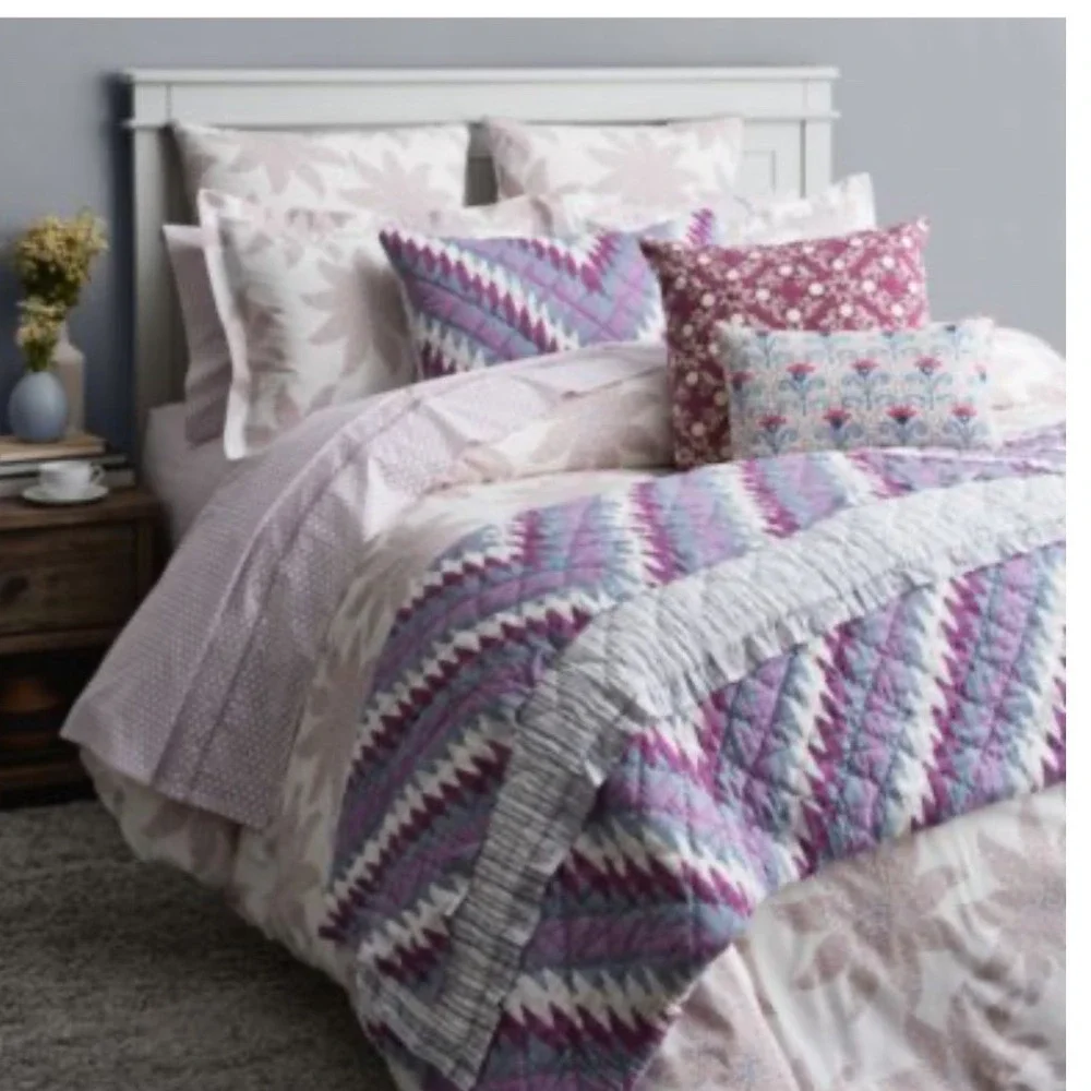 John Robshaw‎ Luxury King Quilt Lavender Purple White Chevron Cotton Made India